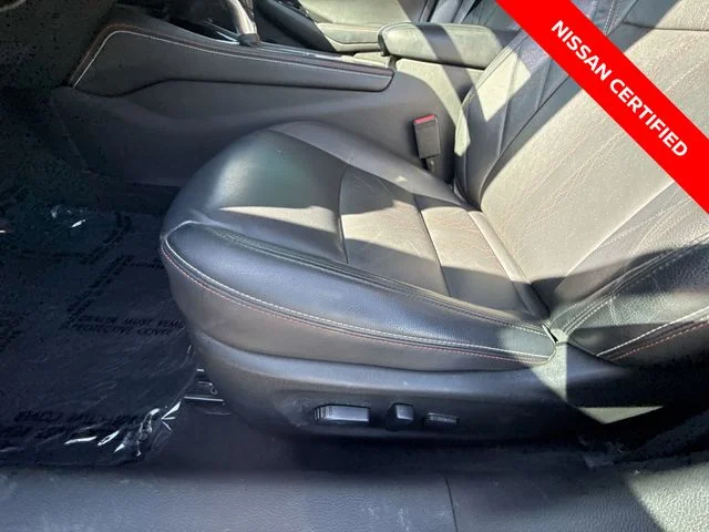 Used 2024 Red Nissan 2.5 SR image 12
