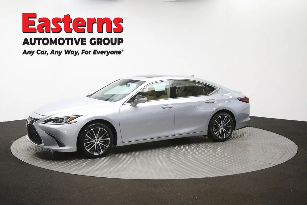 Used 2022 Silver Lexus 350 image 53