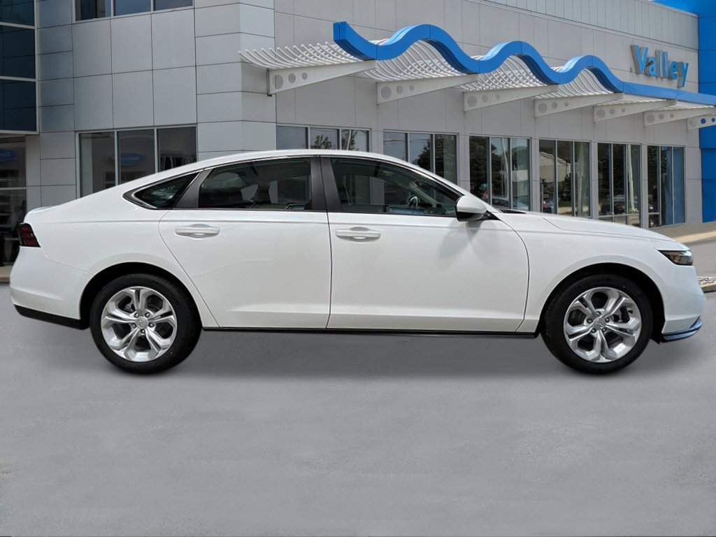 New 2026 Platinum White Pearl Honda LX image 6