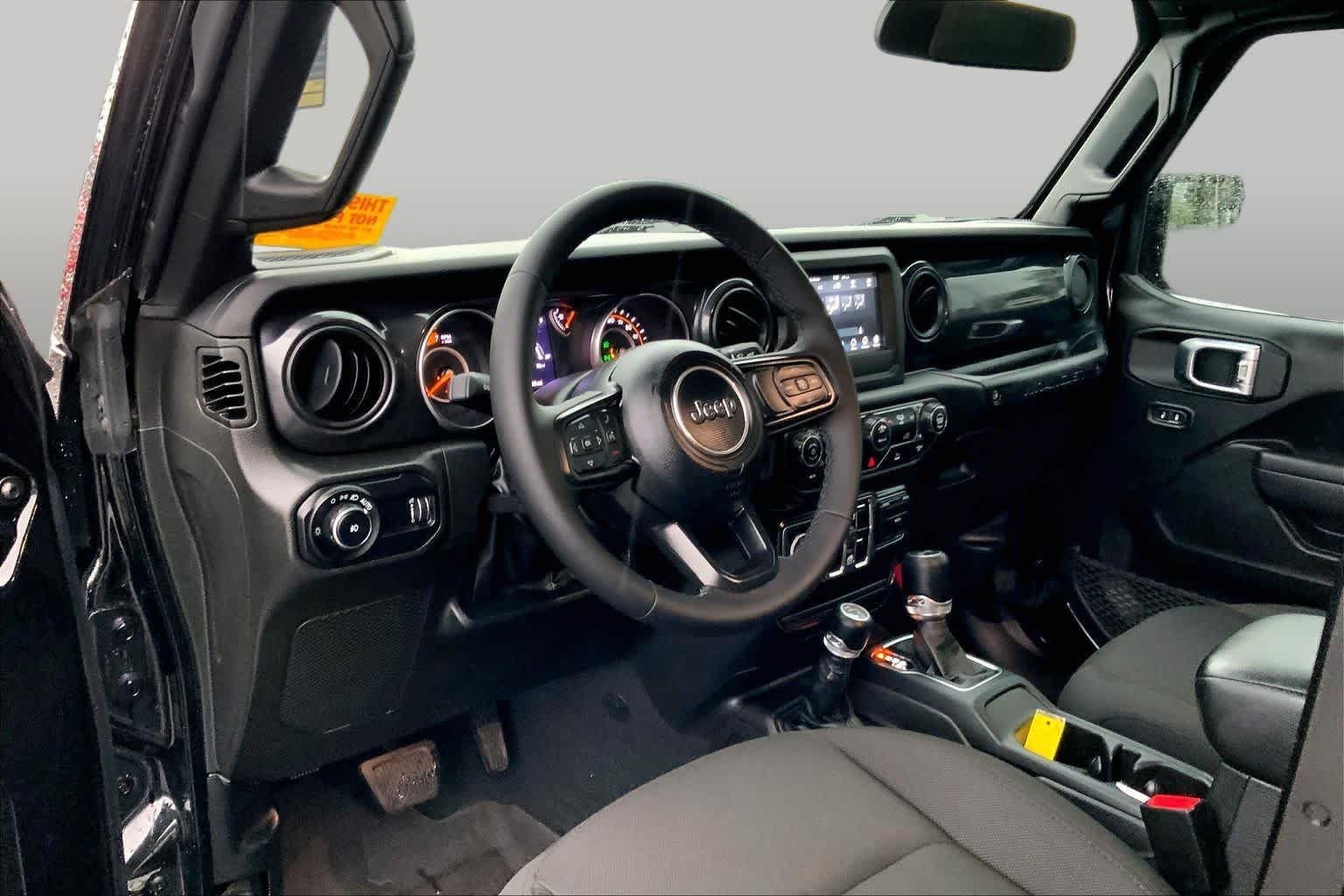 Used 2023 Black Clearcoat Jeep Sport Altitude image 16