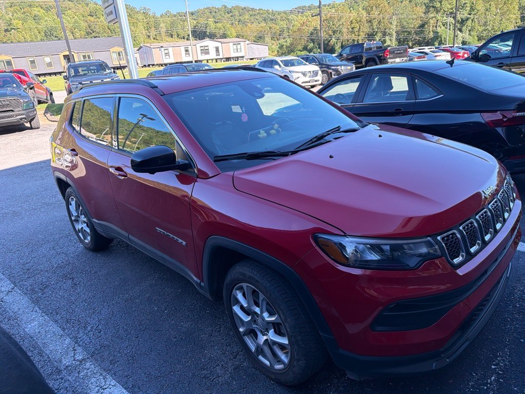 Used 2023 Red Jeep Latitude Lux image 2