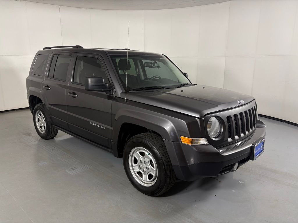 Used 2016 Jeep Patriot Sport with VIN 1C4NJPBA5GD688680 for sale in Mesa, AZ