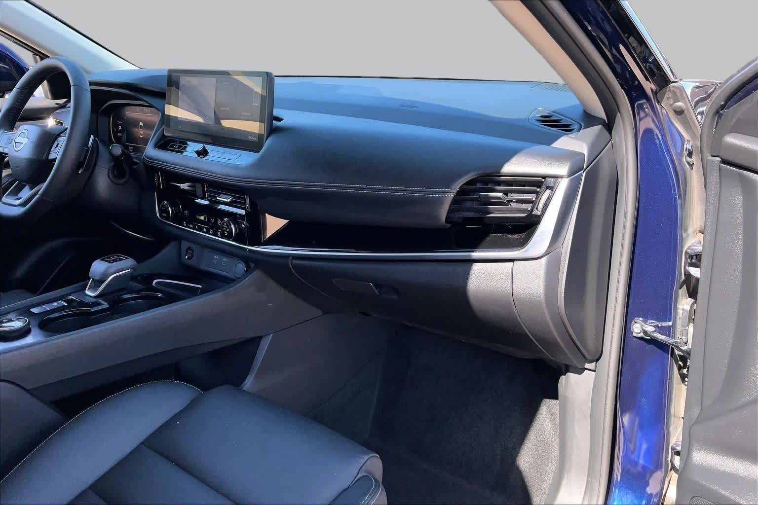 Certified Used 2025 Deep Ocean Blue Pearl Nissan SL image 16