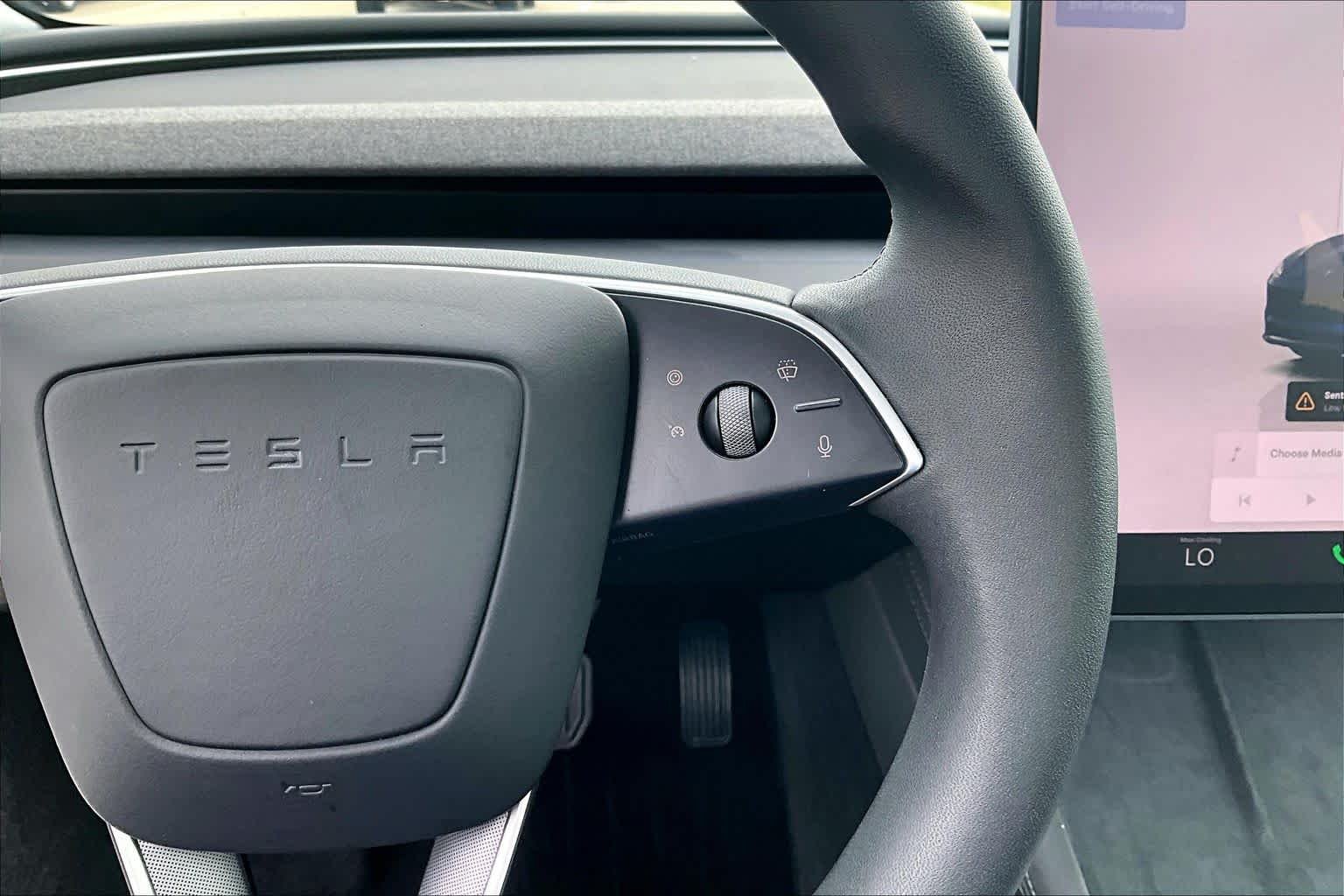 Used 2025 Deep Blue Metallic Tesla Long Range image 21