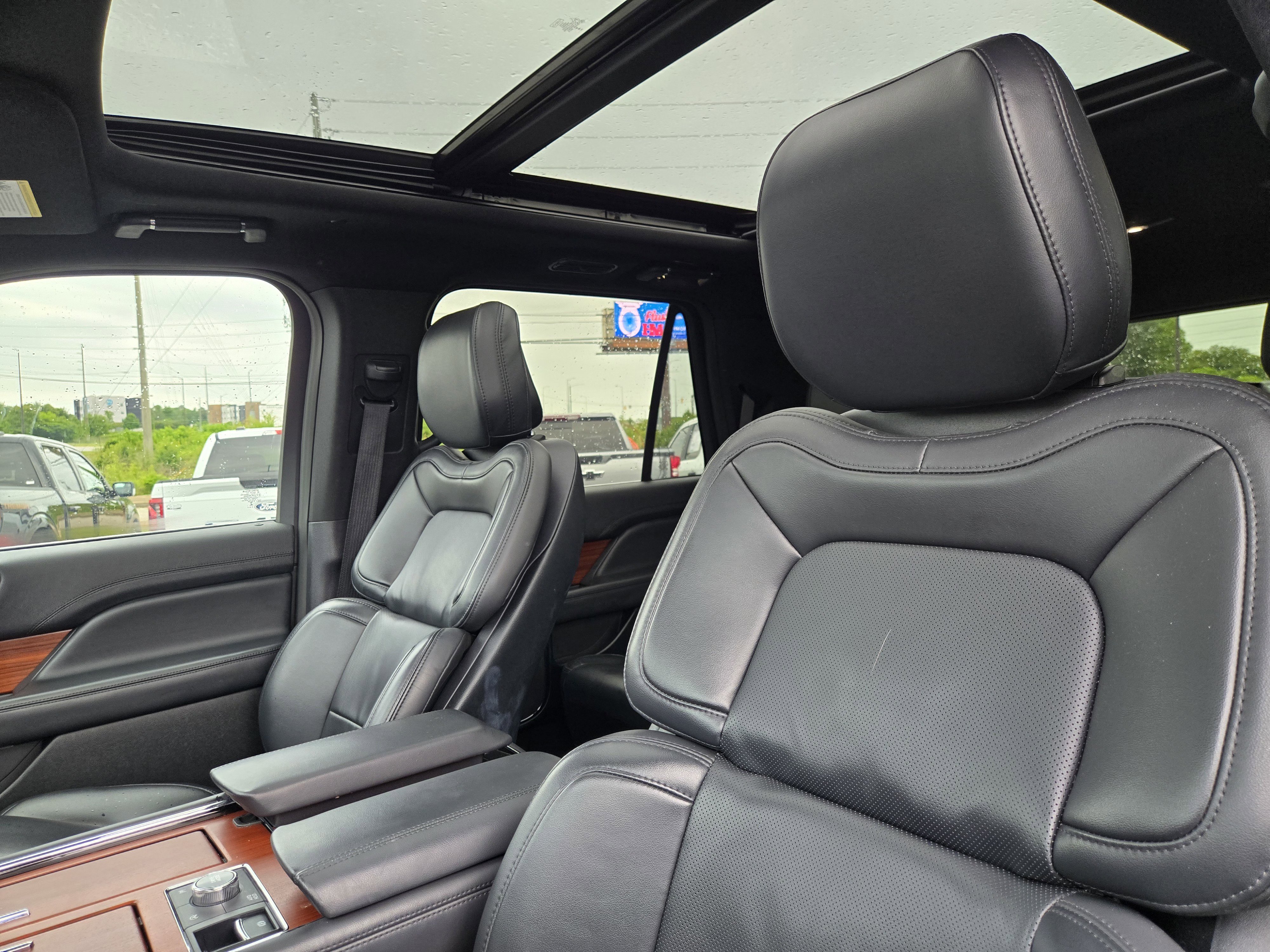 Used 2024 Black Metallic Lincoln Premiere image 26