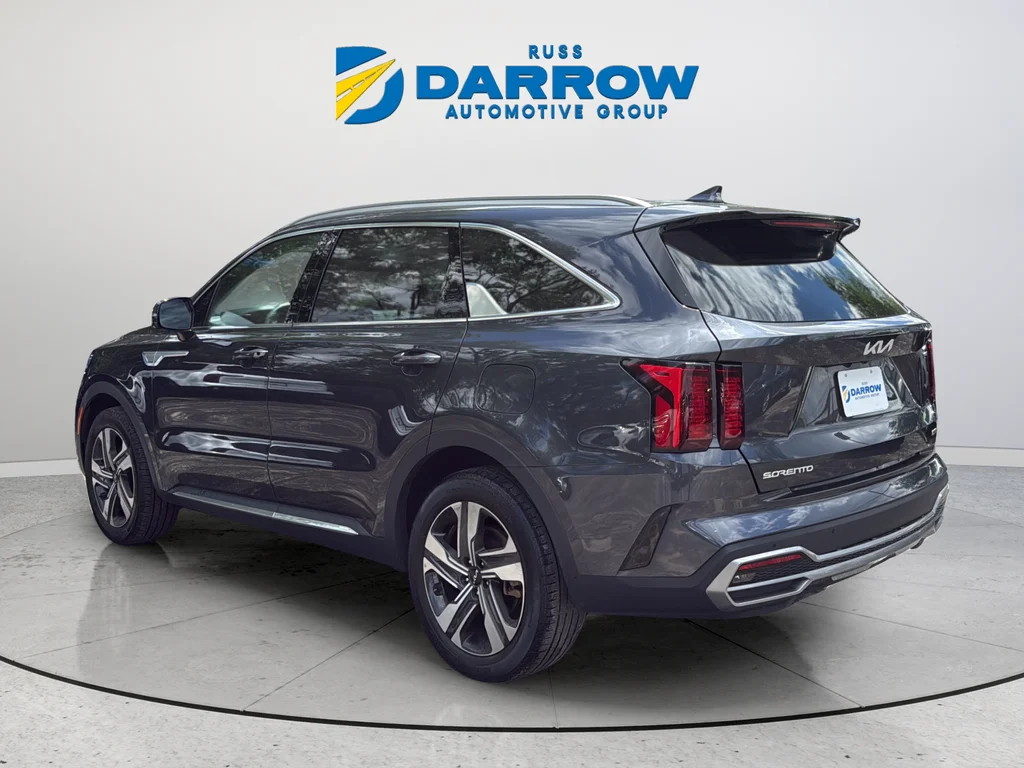 Used 2023 Gray Kia EX image 3