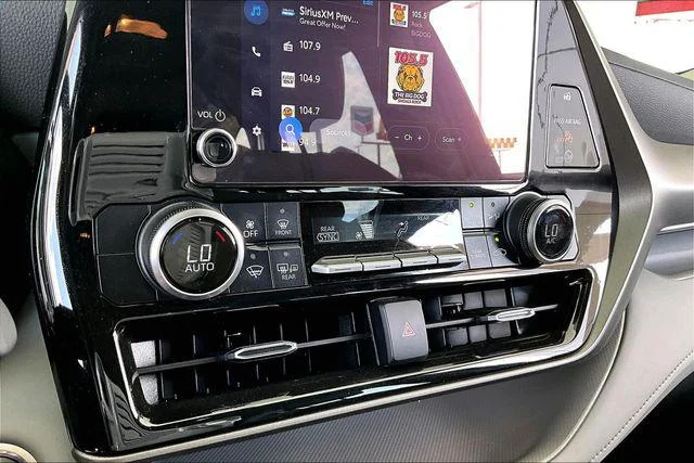 Certified Used 2024 WIND CHILL PEARL Toyota  image 23