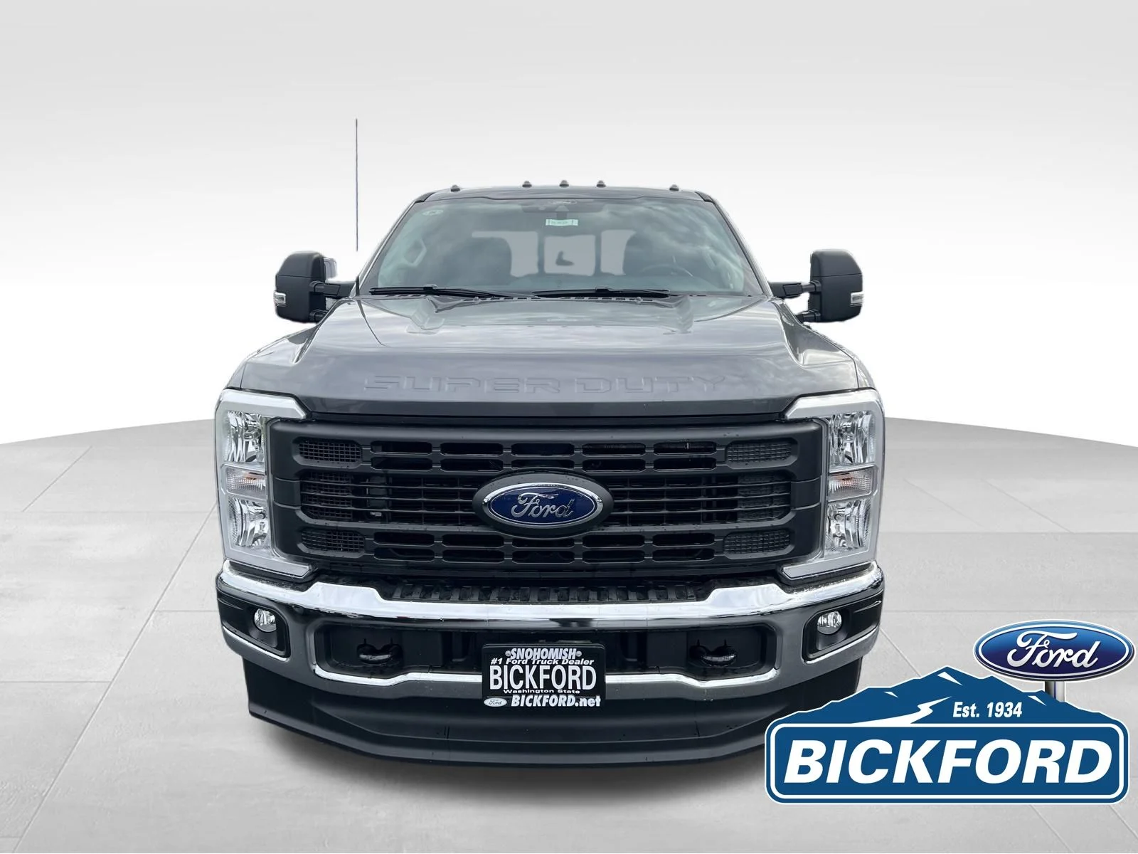 New 2026 Gray Ford XL image 2