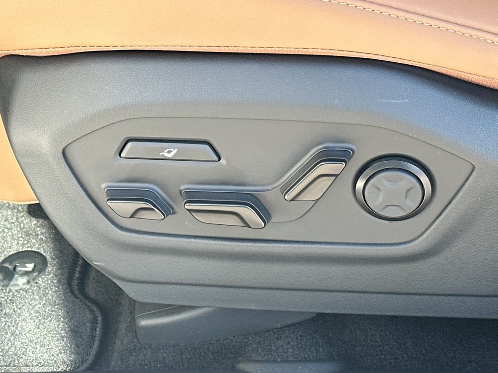 New 2026 Serenity White Hyundai Calligraphy image 28