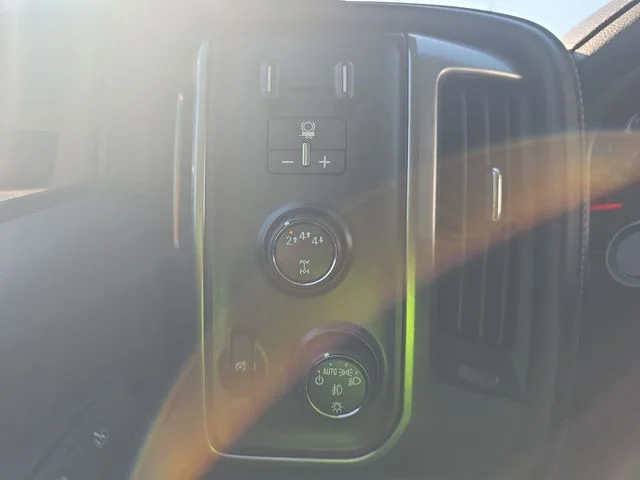 Used 2019 Black Chevrolet LTZ image 27