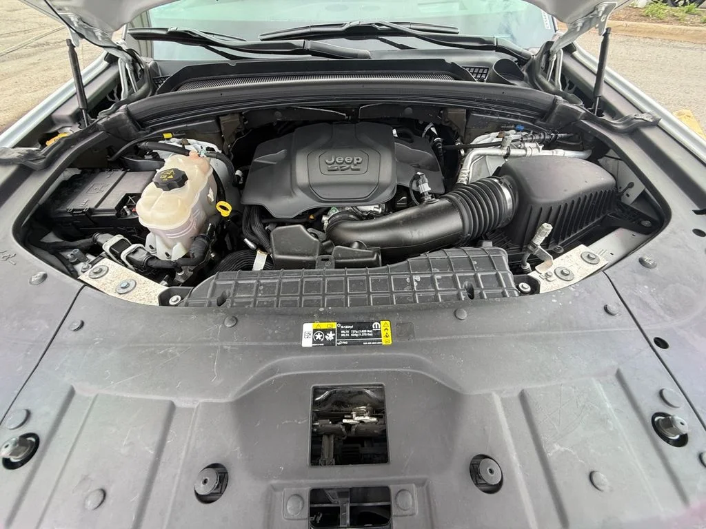 Used 2022 White Jeep Summit image 20