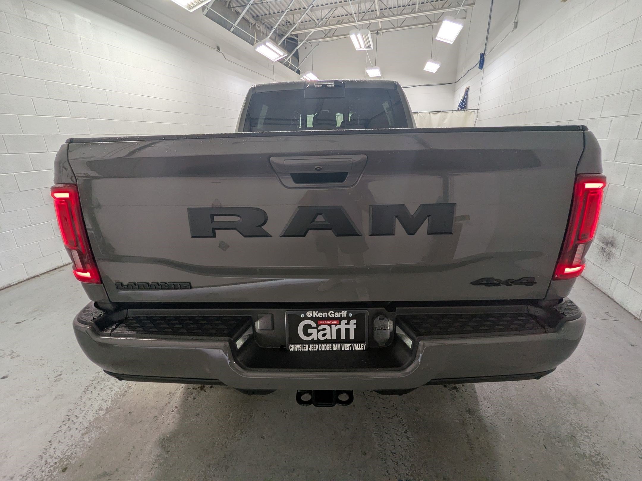 New 2026 Ceramic Gray Clear-Coat Exterior Paint RAM Laramie image 5