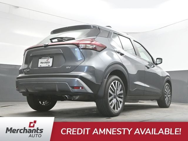 Used 2024 Gray Nissan SV image 37
