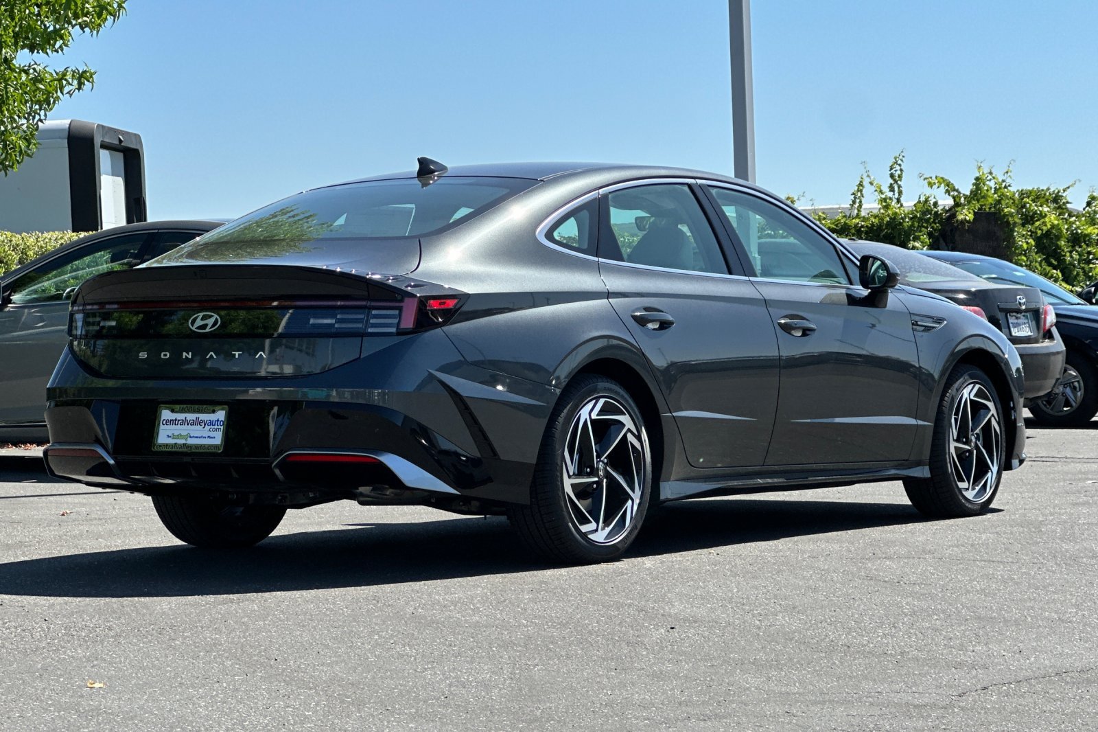 New 2026 Portofino Gray Hyundai SEL Sport image 4