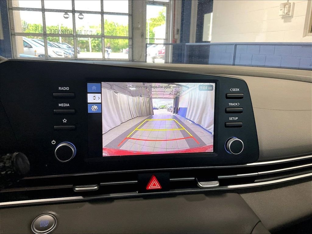 Used 2025 Red Hyundai SEL Sport image 19