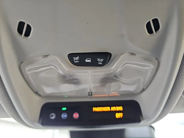 Used 2023 Silver Chevrolet LT image 26