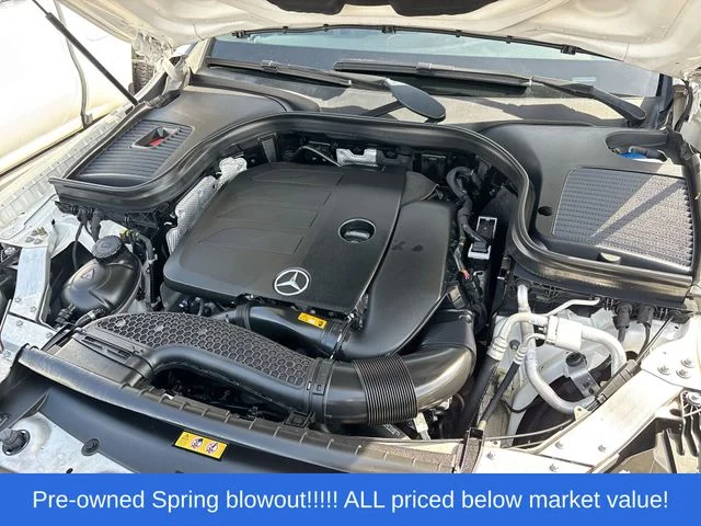 Used 2020 White Mercedes-Benz GLC 300 image 10