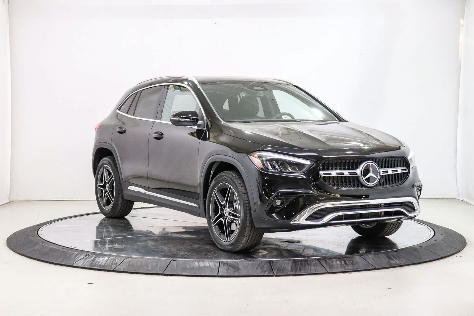 New 2026 Night Black Mercedes-Benz GLA 250 image 5