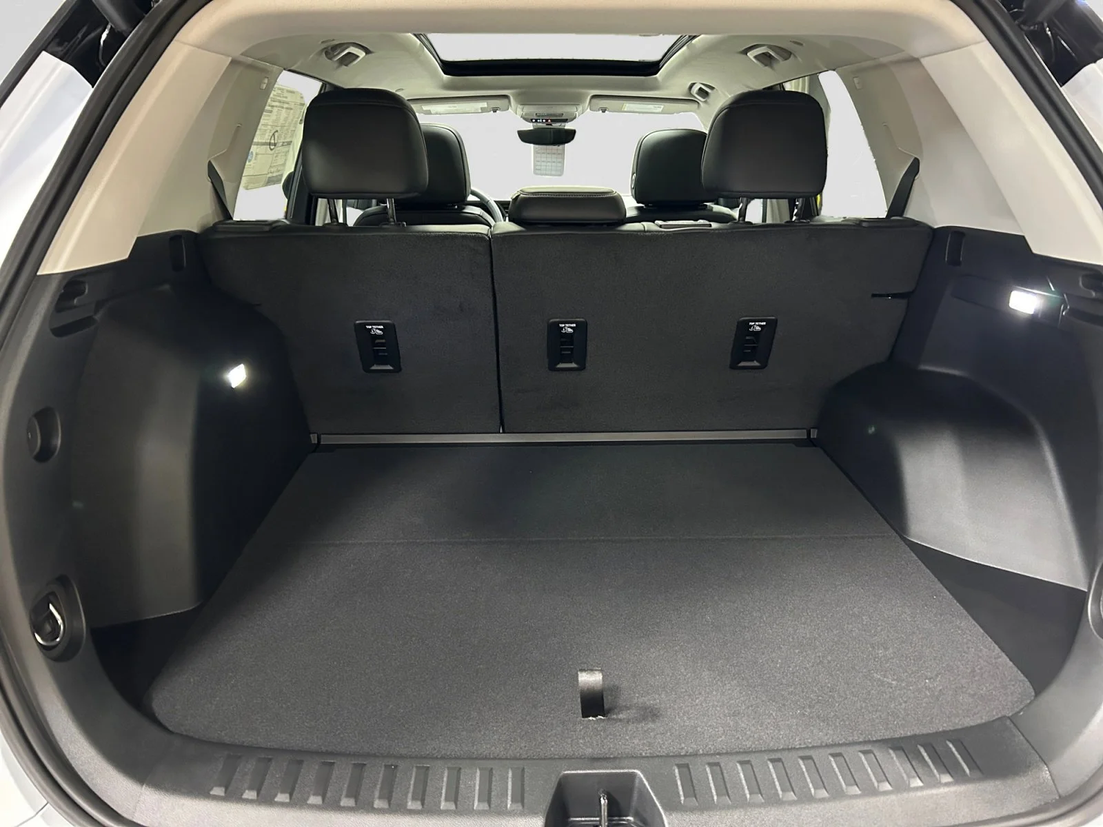 New 2026 Glacier White Tricoat GMC AWD Denali image 10