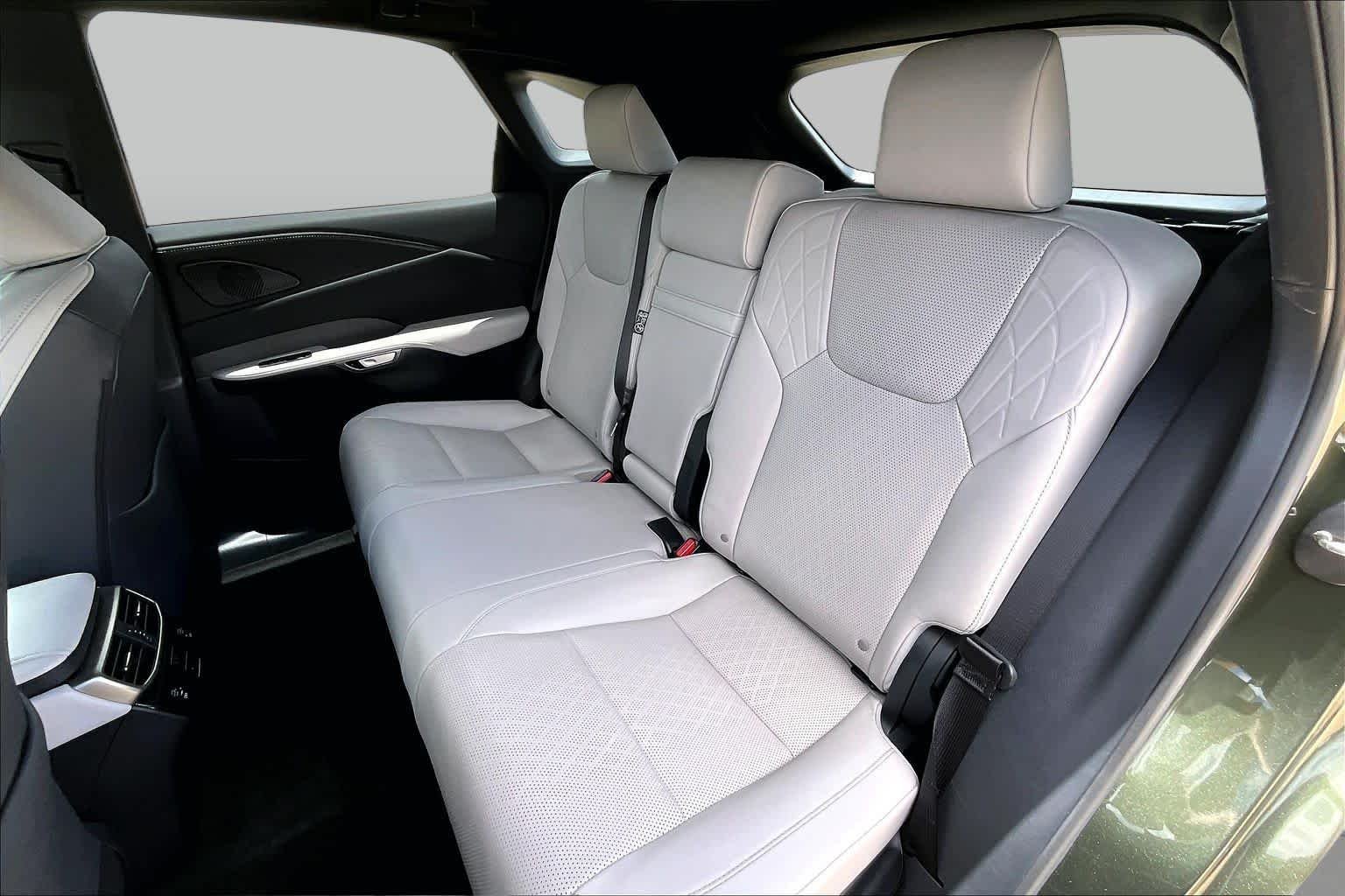 Used 2025 Nori Green Pearl Lexus Premium Plus image 21