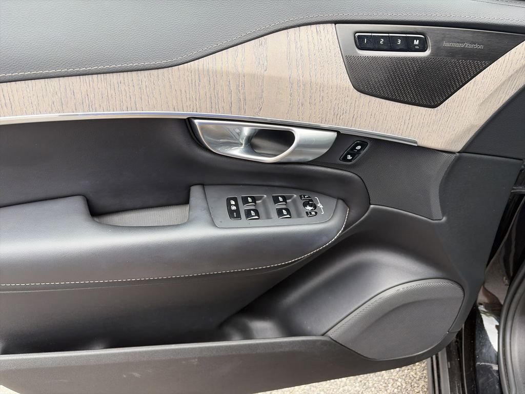 2024 Volvo XC90 Ultimate - Photo 17