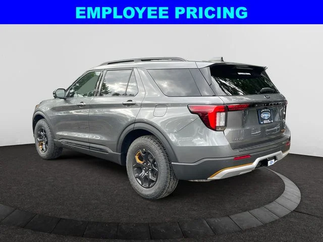 New 2026 Gray Ford Tremor image 3