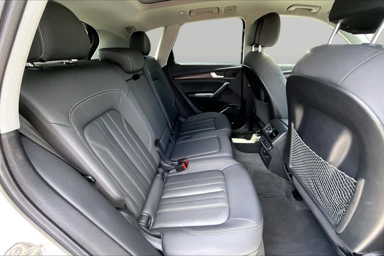 Used 2021 GLACIER WHITE METALLIC Audi Premium Plus image 20