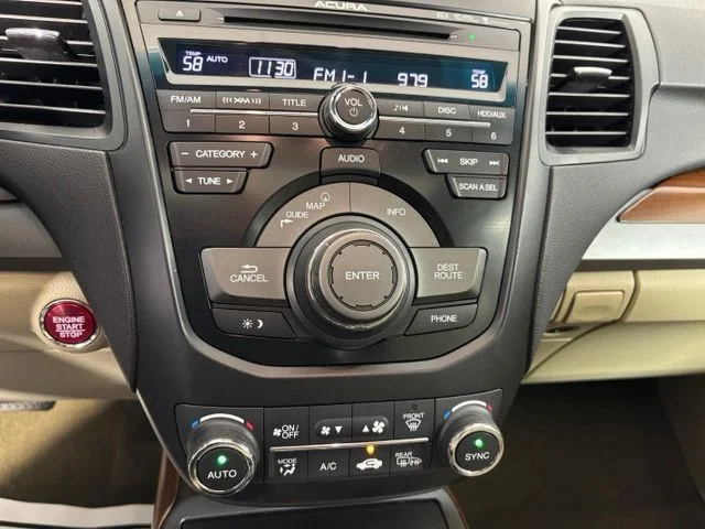 Used 2014  Acura Technology Package image 18