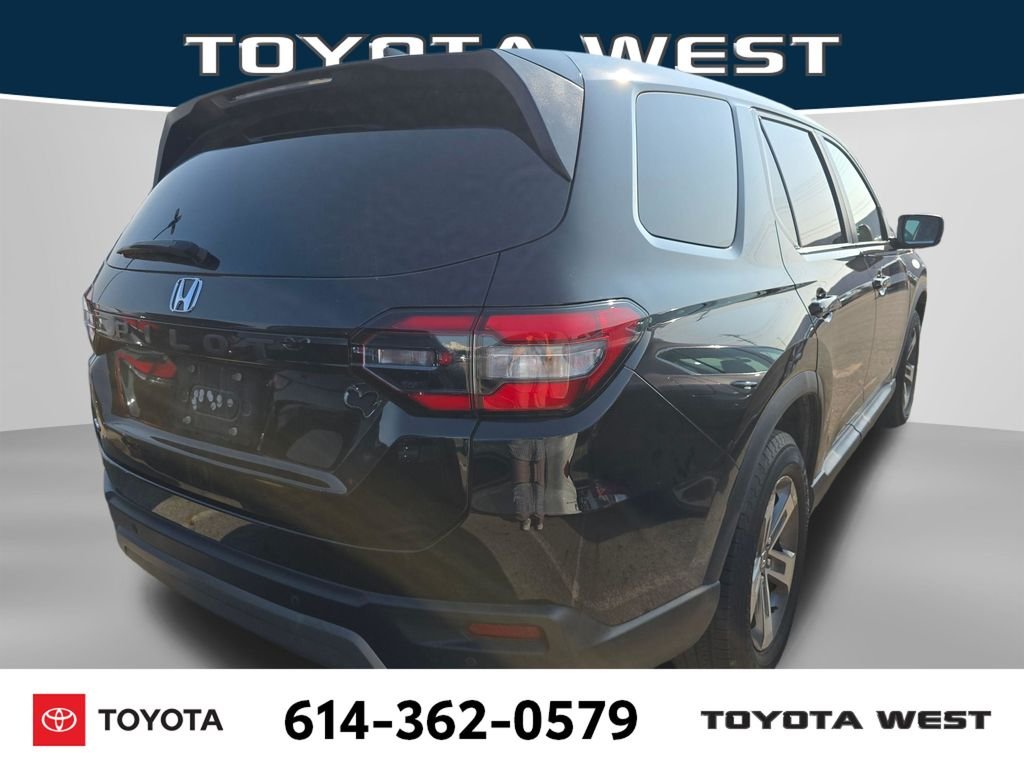 Used 2023 Black Honda EX-L image 8