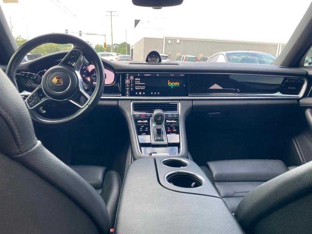 Used 2018 Silver Porsche 4 image 19