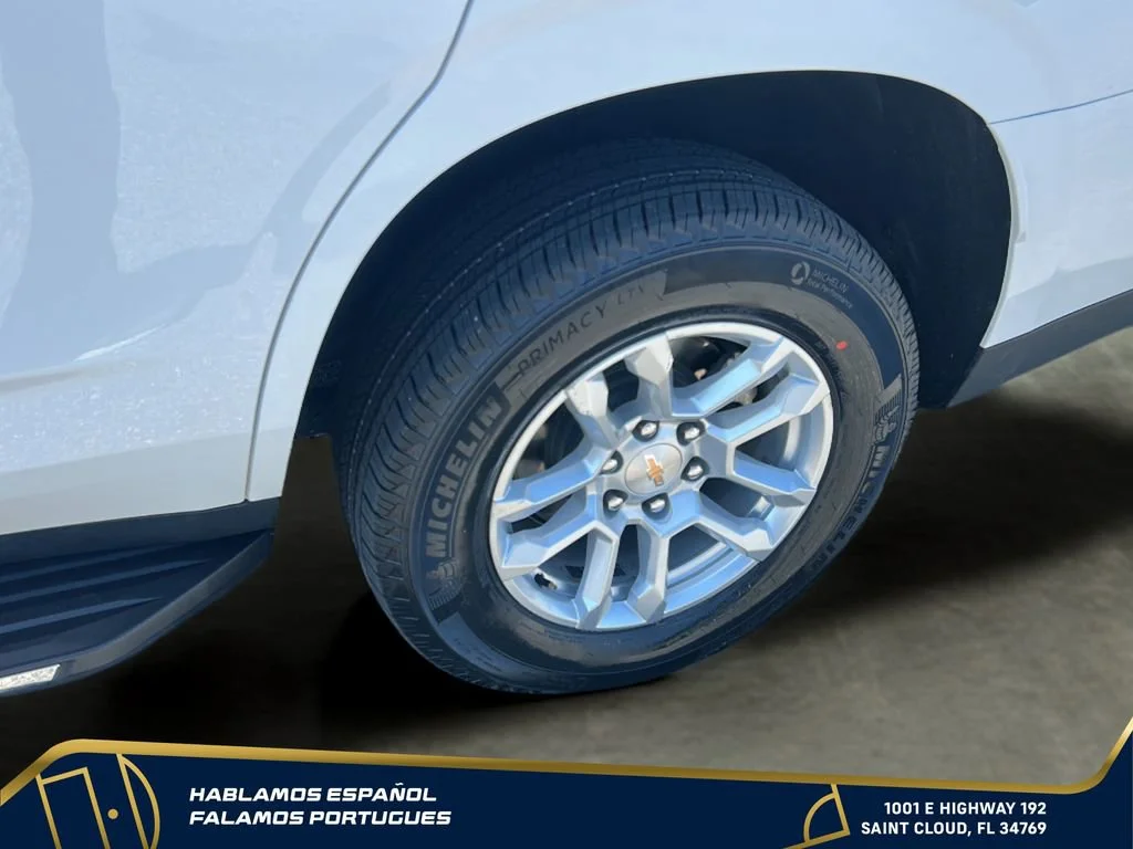 Used 2025 Summit White Chevrolet LT image 36