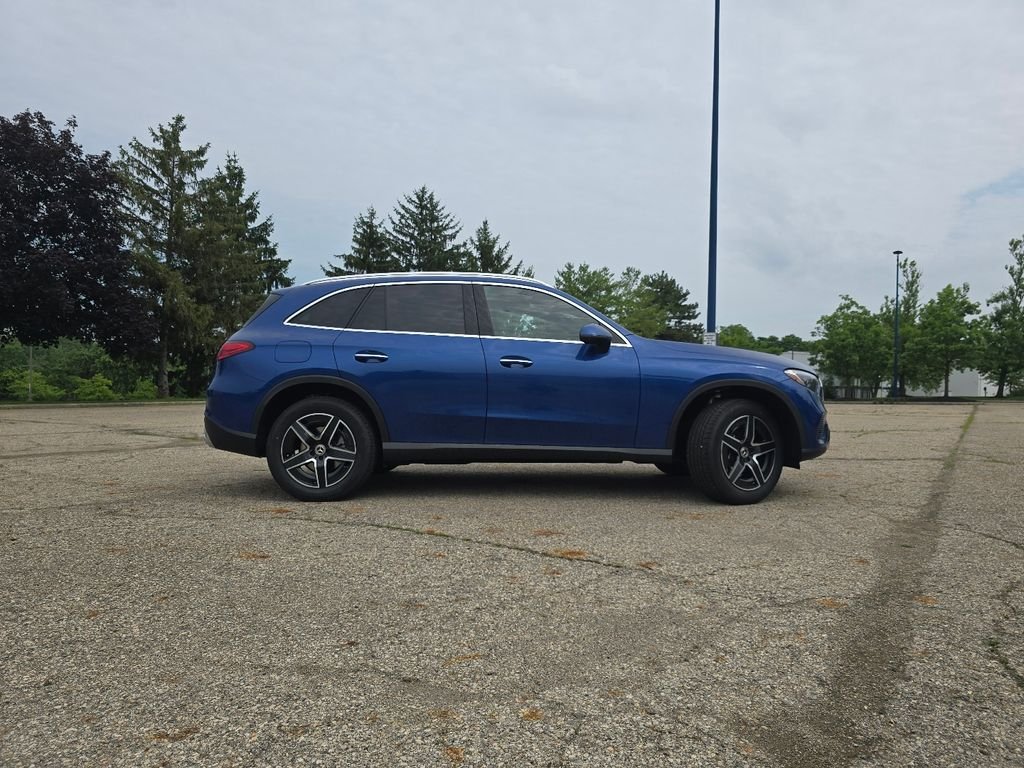 New 2026 Starling Blue Metallic Mercedes-Benz GLC 300 image 18