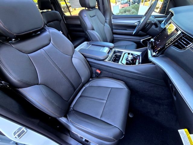 New 2026 Bright White Clearcoat Jeep  image 27