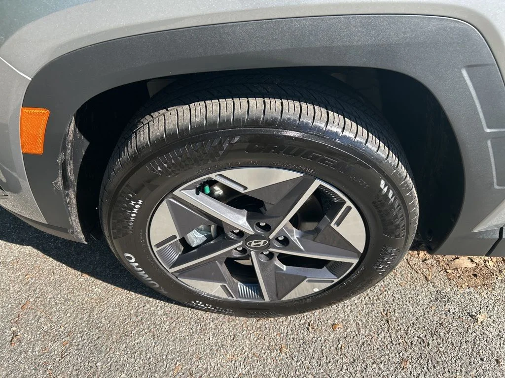 Used 2026 Silver Hyundai SEL image 13