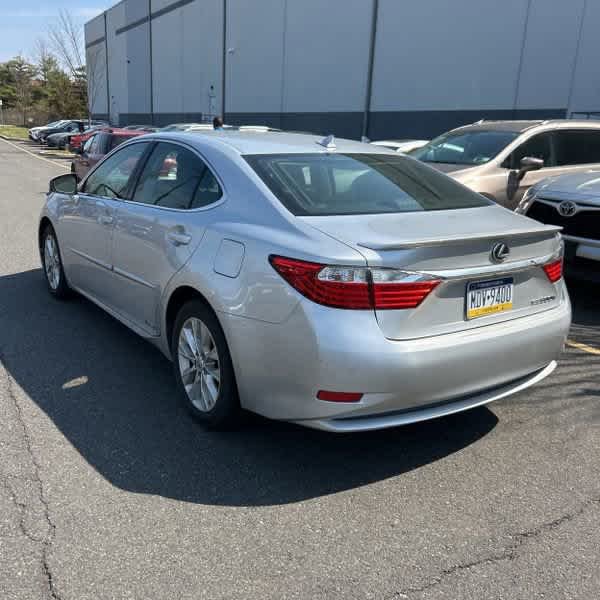 Used 2013 Lexus ES 300h with VIN JTHBW1GG5D2010001 for sale in Eatontown, NJ