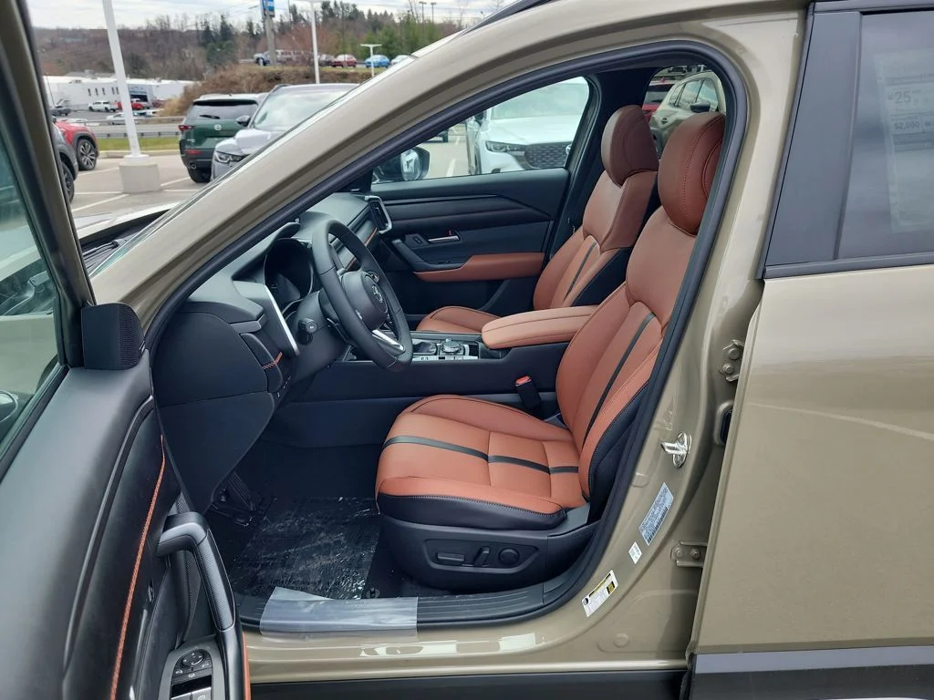 New 2026 Beige/tan Mazda 2.5 Turbo Meridian Edition image 10
