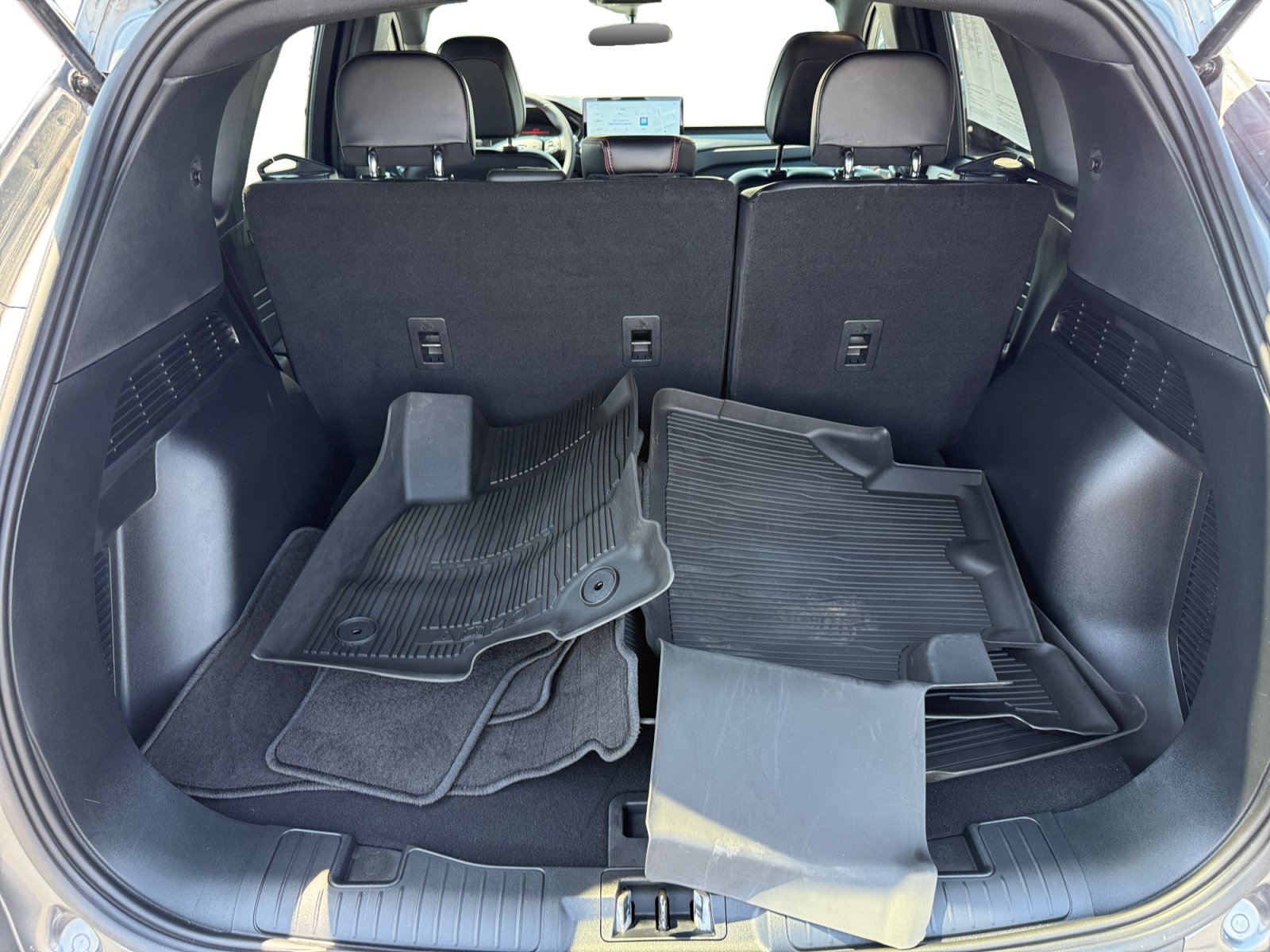 Used 2025 Gray Metallic Ford ST-Line image 17