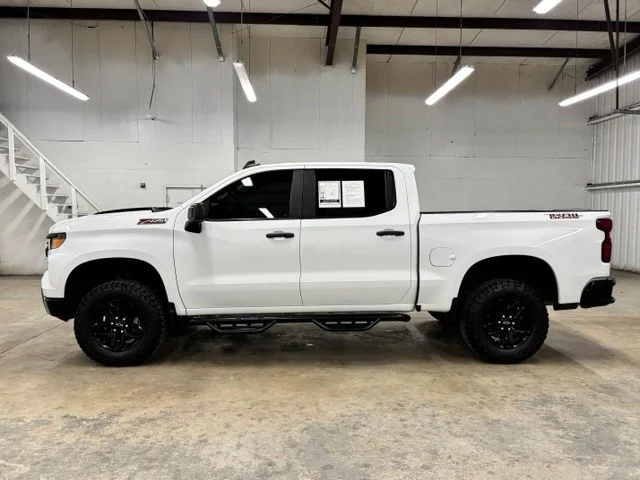 Used 2022 White Chevrolet Custom Trail Boss image 4