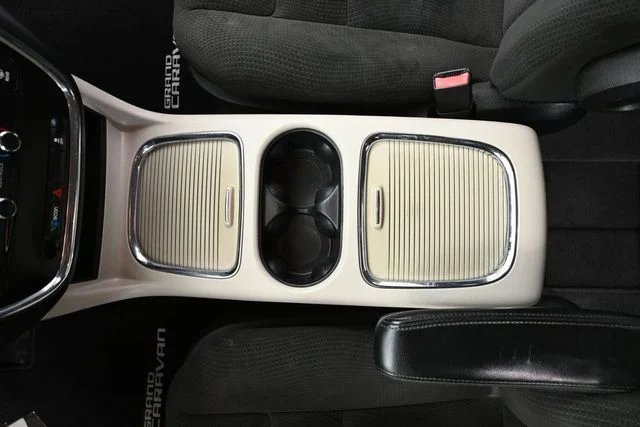 2016 Dodge Grand Caravan SXT - Photo 29