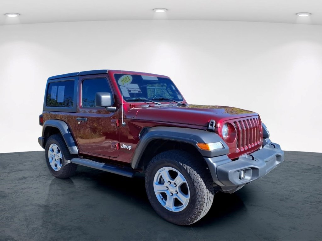 Used 2021 Red Jeep Sport S image 12