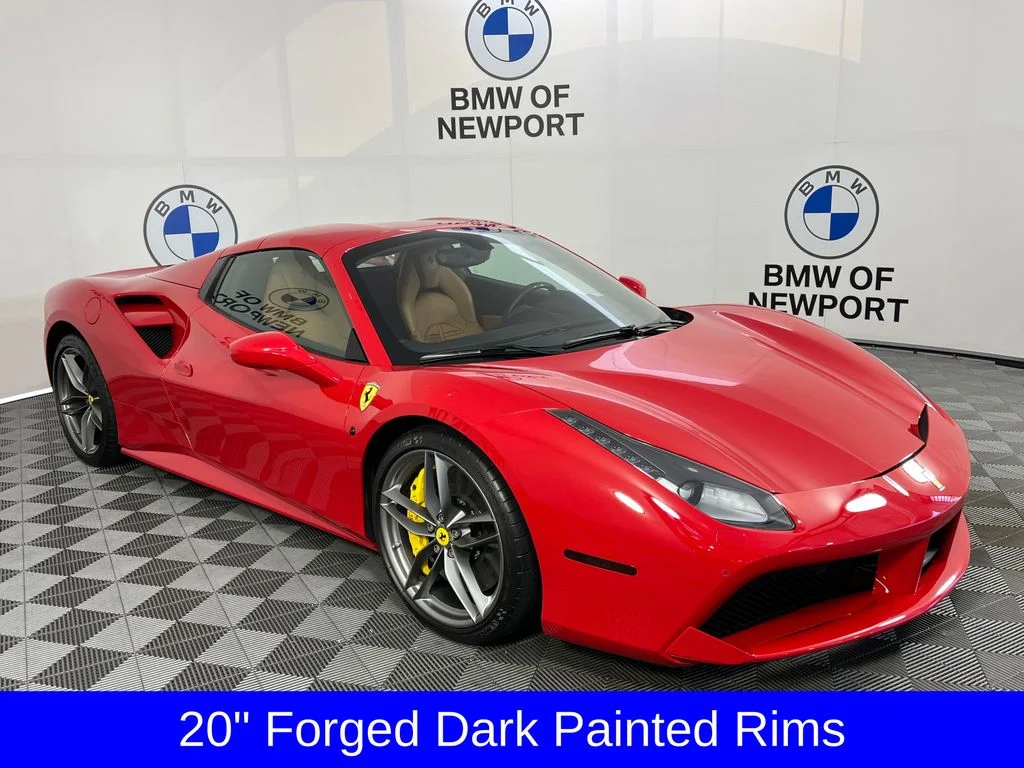 Used 2019 Red Ferrari Base image 16
