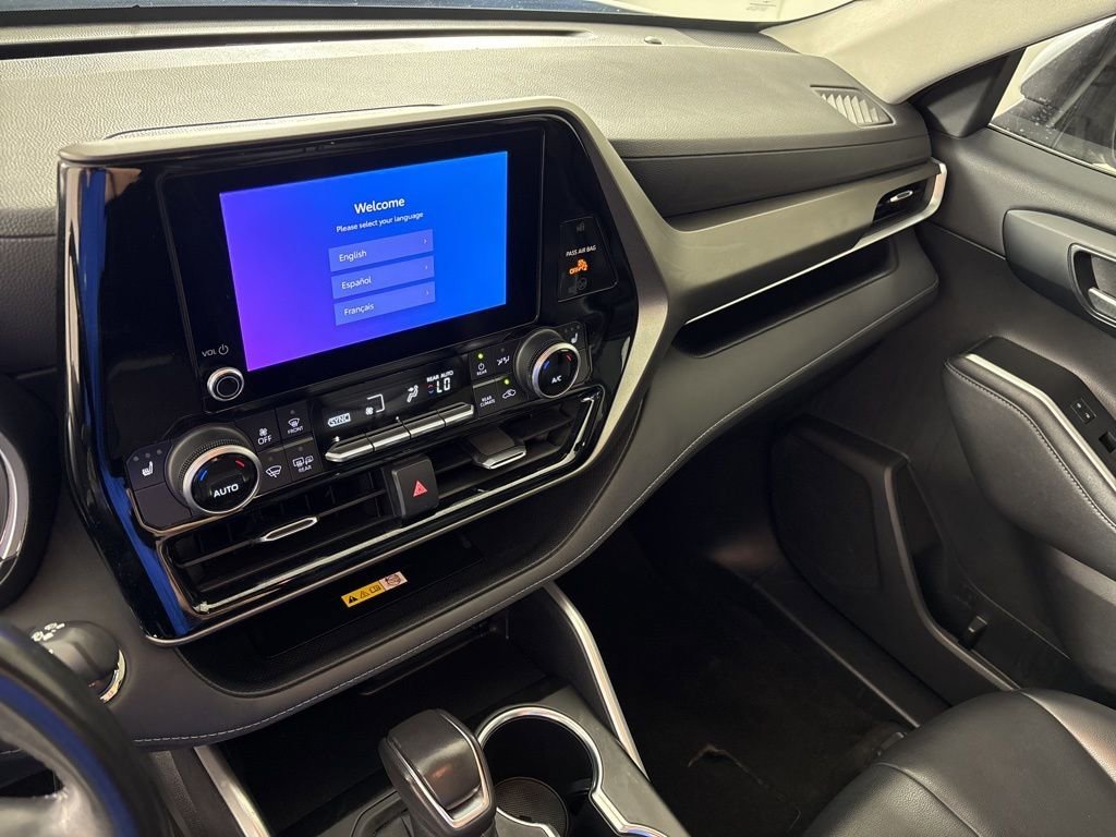 Used 2023 Silver Toyota L image 34