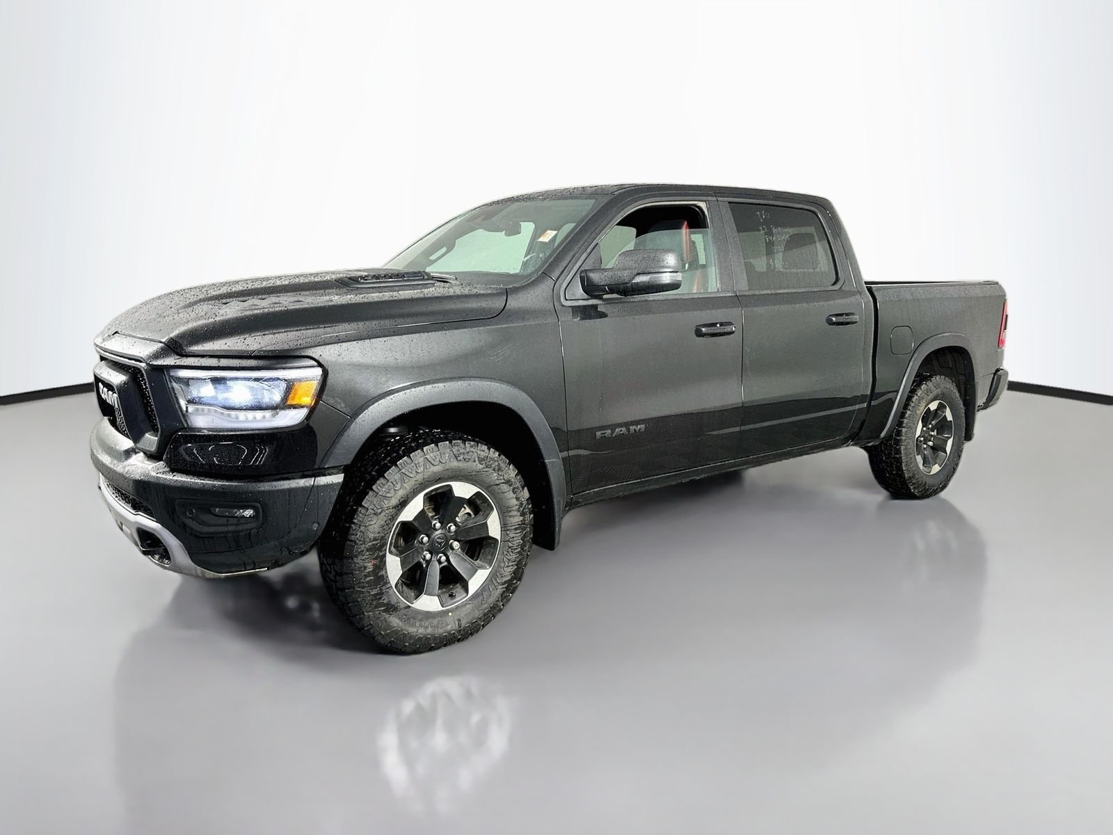 Used 2023 Diamond Black Crystal Pearlcoat Ram Rebel image 3