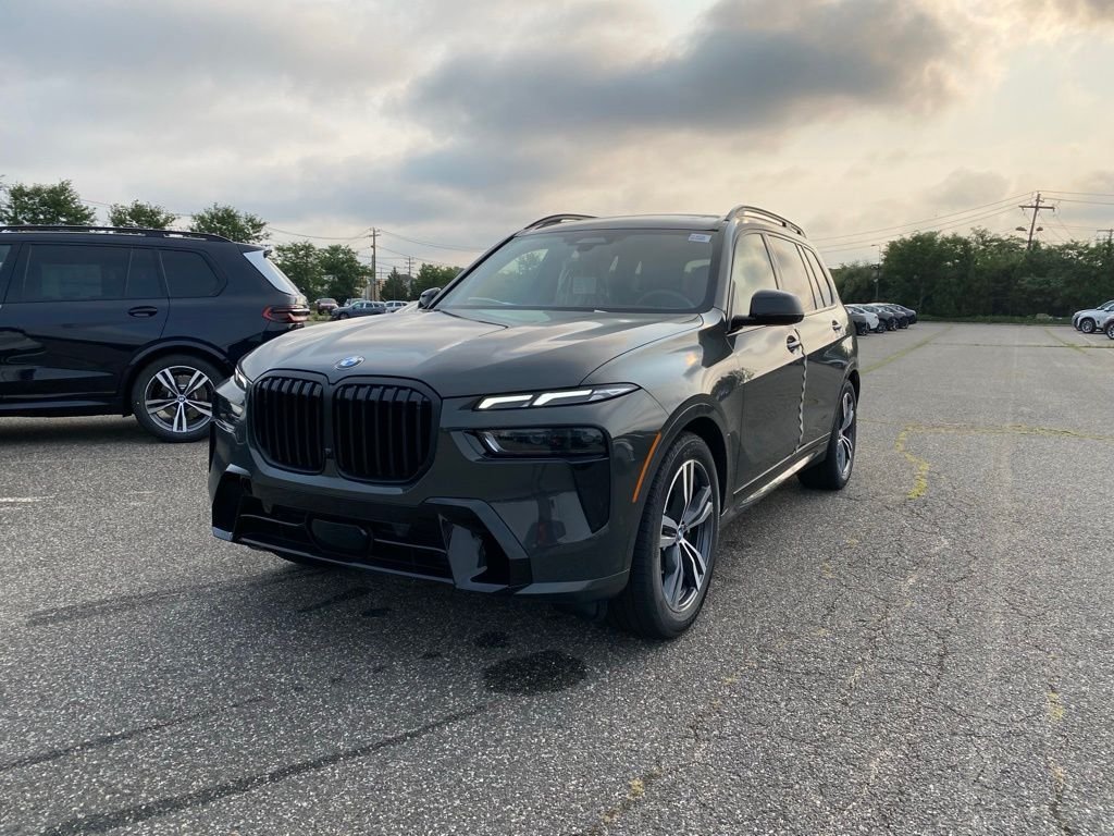 2027 BMW X7