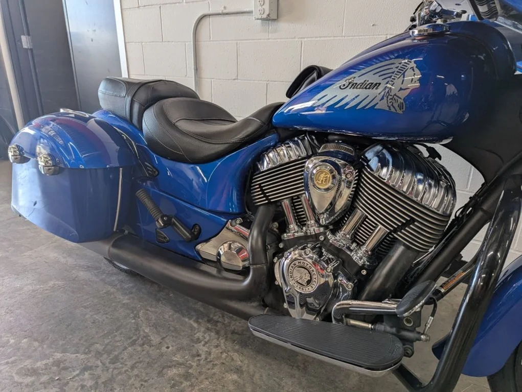 Certified Used 2018 BRILLIANT BLUE Indian Motorcycle  image 5
