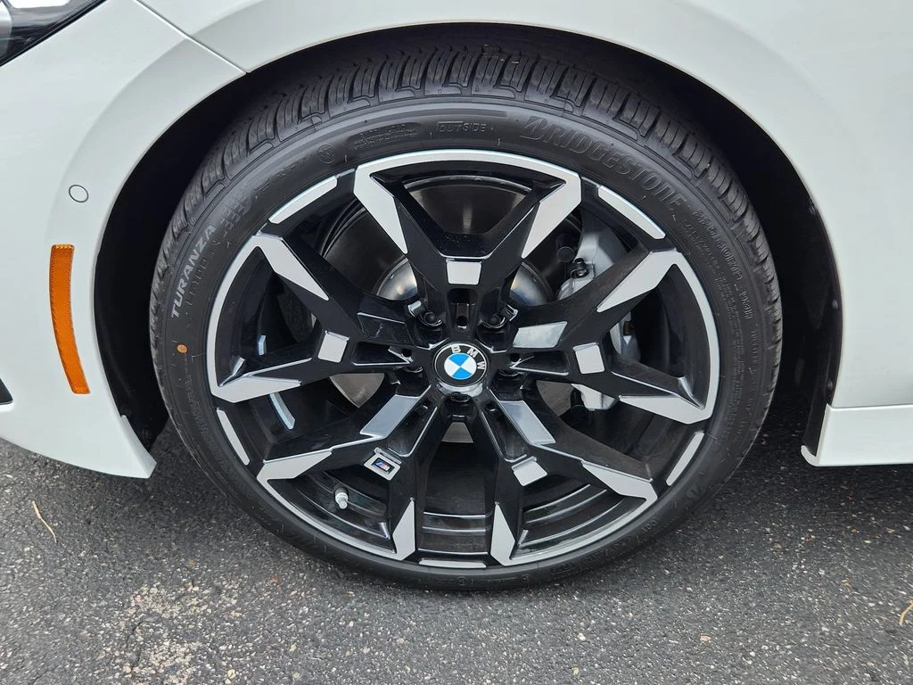 Used 2026 Alpine White BMW 330i xDrive image 19