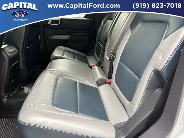 Used 2023 Silver Ford Outer Banks image 18