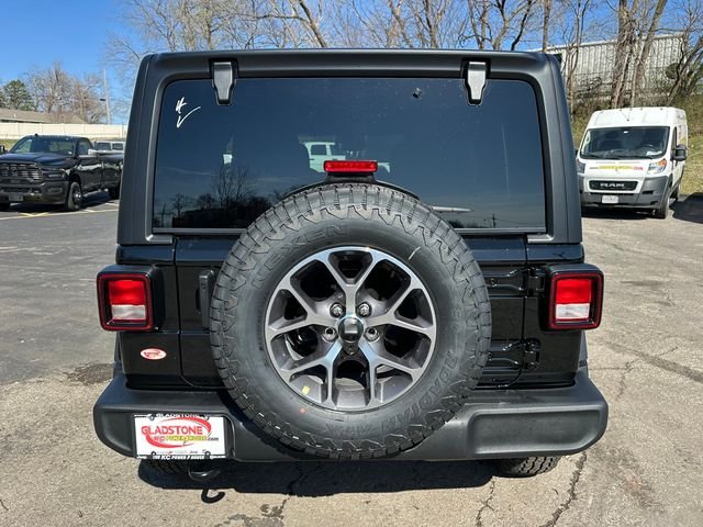 New 2026 Black Clear-Coat Exterior Paint Jeep Sport S image 7