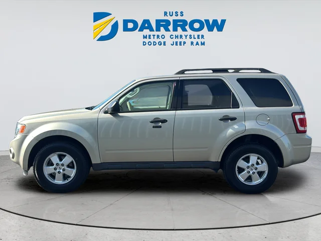 Used 2012 Gold Ford XLT image 2