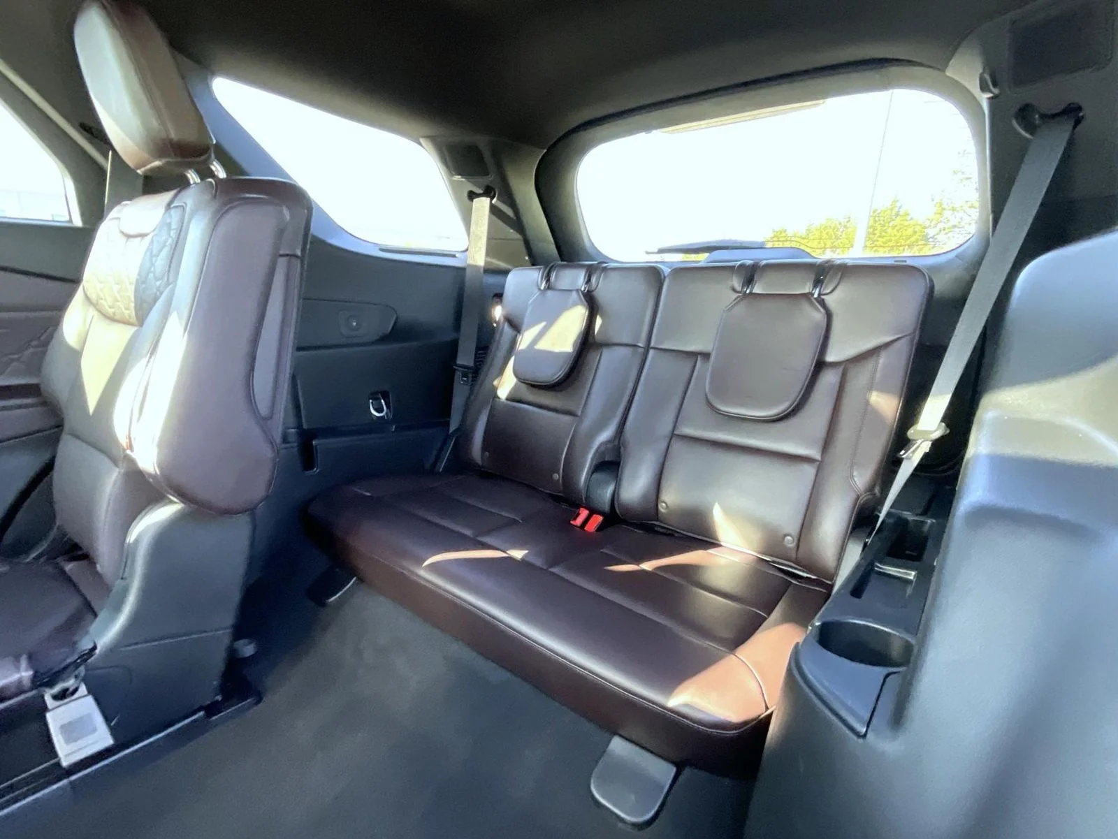Used 2025 White Ford Platinum image 20